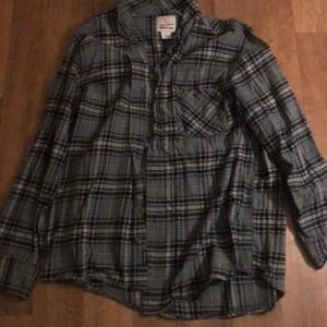 Men’s Dark Gray Field and Stream Plain Button-Up